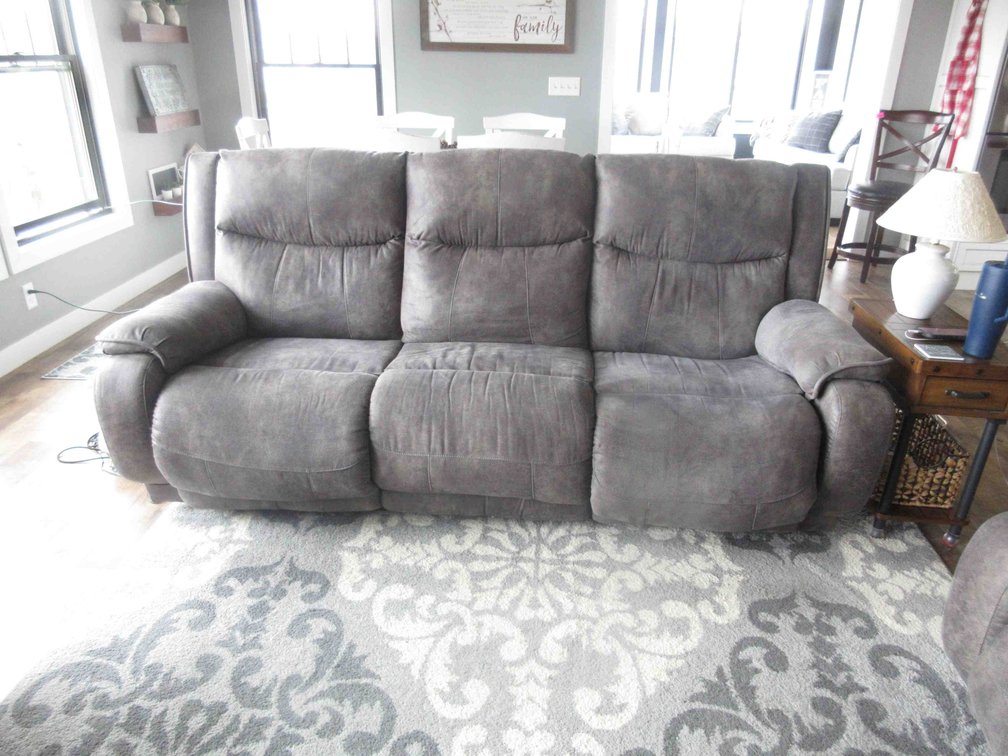 Art Van power recliner sofa
