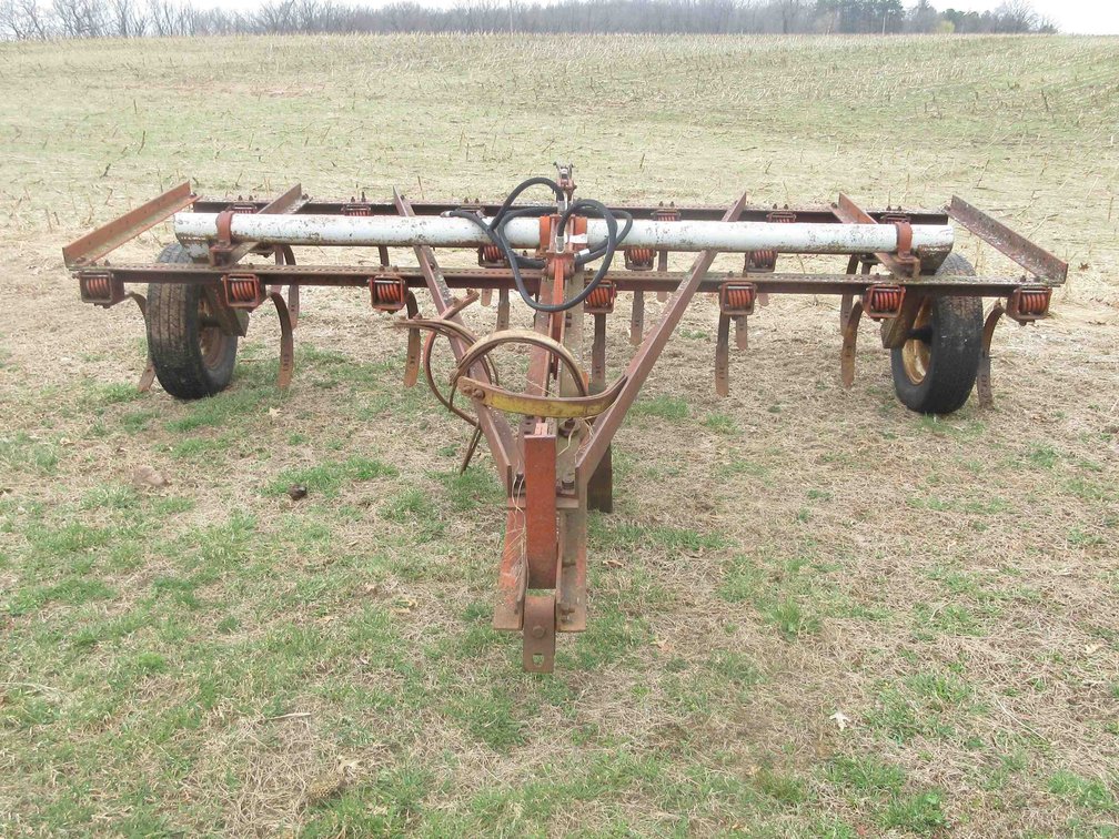 Pittsburgh pull type digger