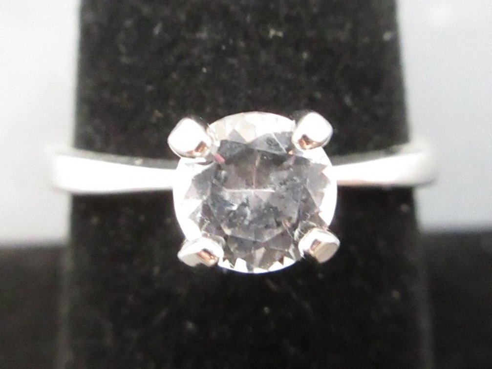 Sterling silver princess cut crystal ring