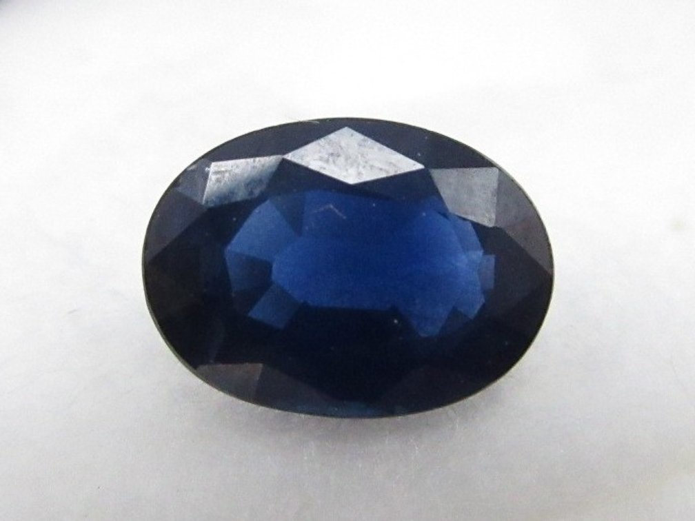 Precious oval blue sapphire stone