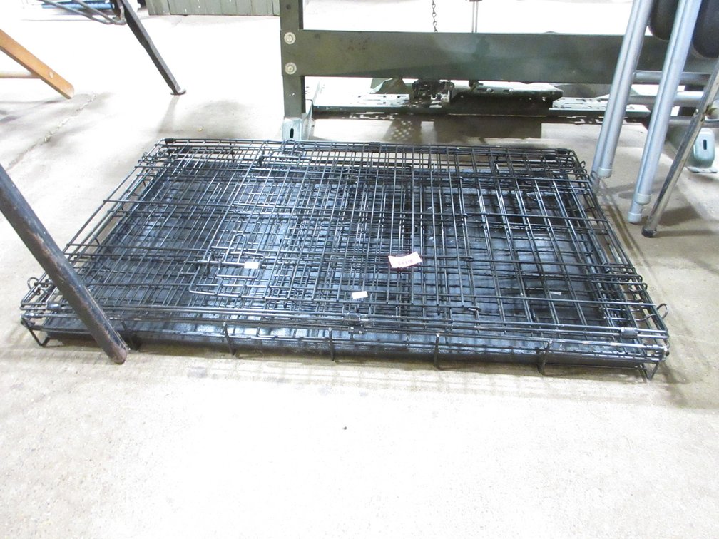 Collapsible pet kennel
