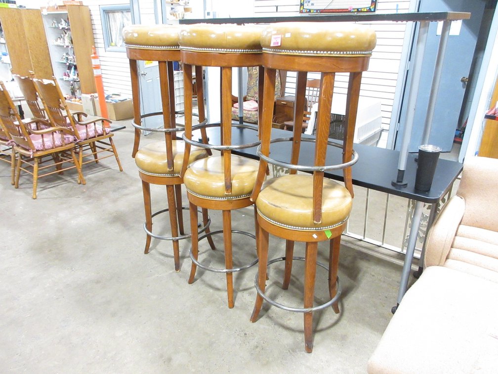 (6) Vintage bar stools