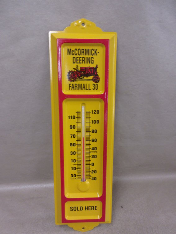 Reproduction meta McCormick Deering Farmall 30 wall thermometer