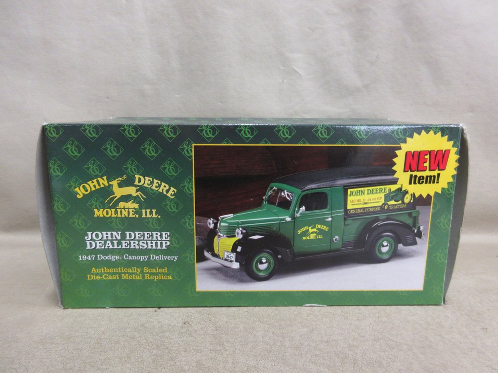 Ertl John Deere Dealership 1947 Dodge Canopy Delivery truck in box