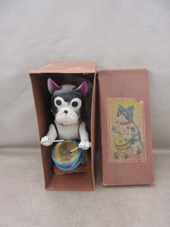 Made in Japan wind up Drumming Dog toy in original box