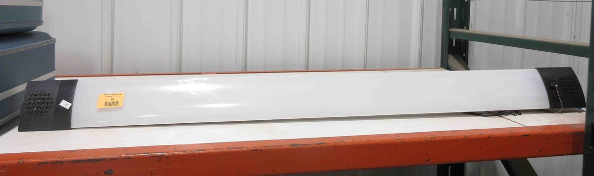 Hanging shop light