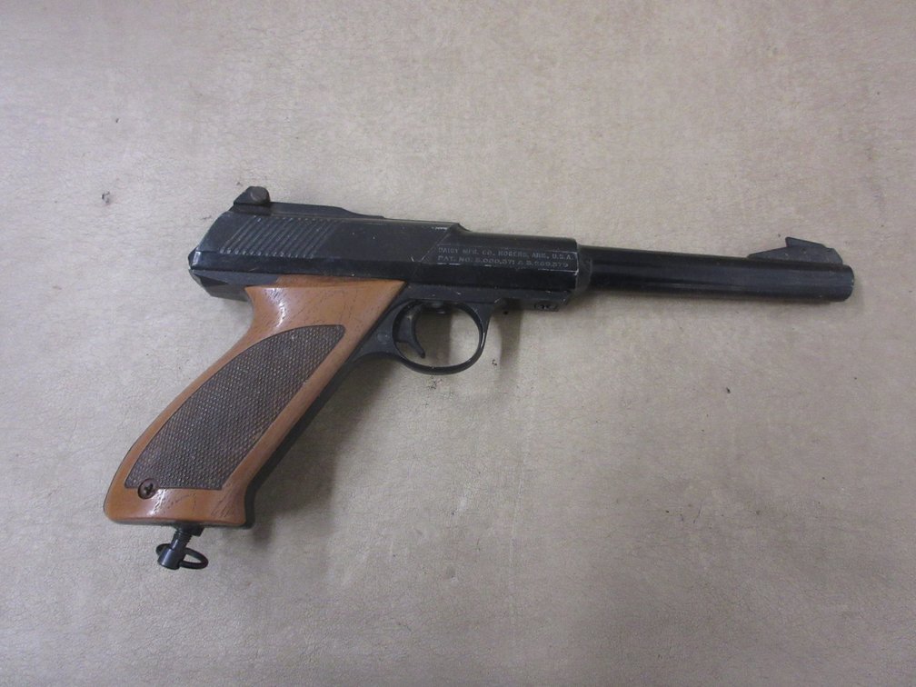 Daisy CO BB gun pistol