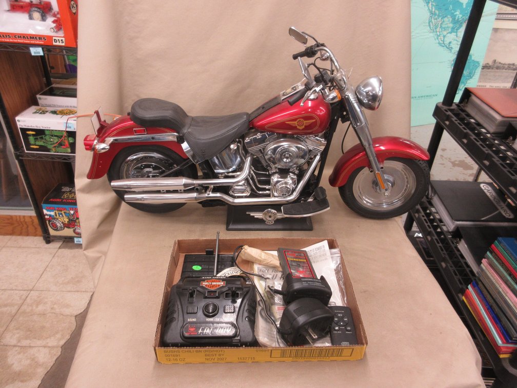 New Bright Radio Controlled Harley Davidson FatBoy