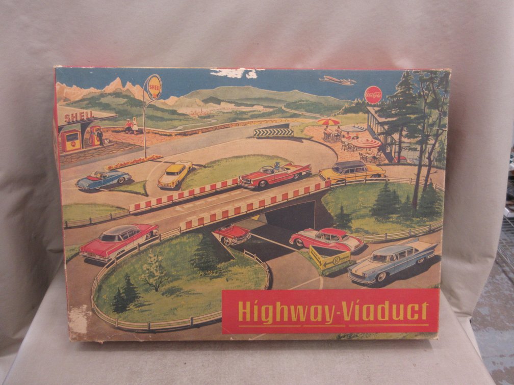 Technofix tin litho Highway Viaduct set