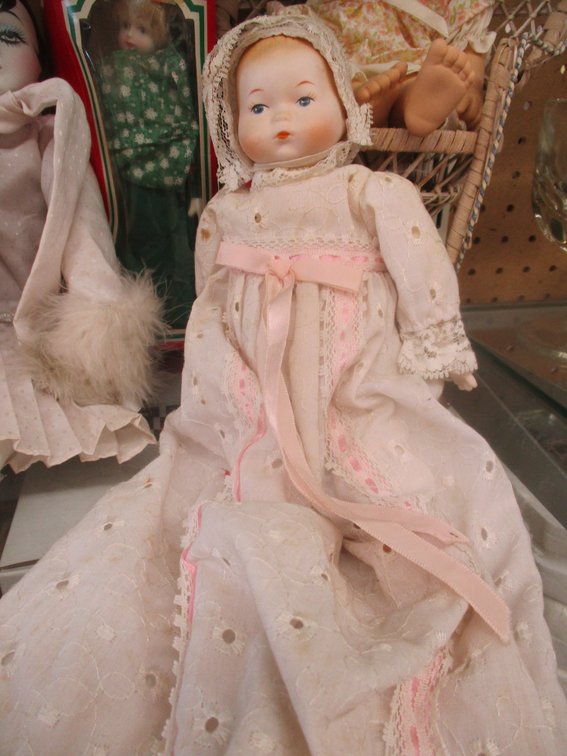 (6) Porcelain face dolls
