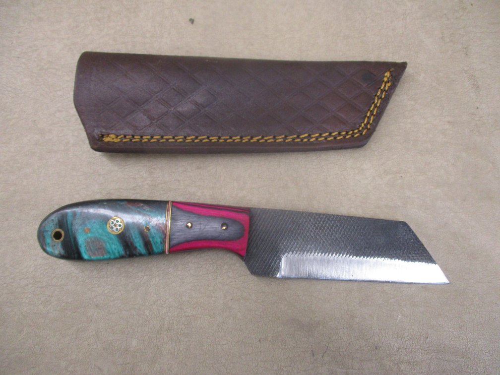 Hand forged Damascus steel knife with leather sheath