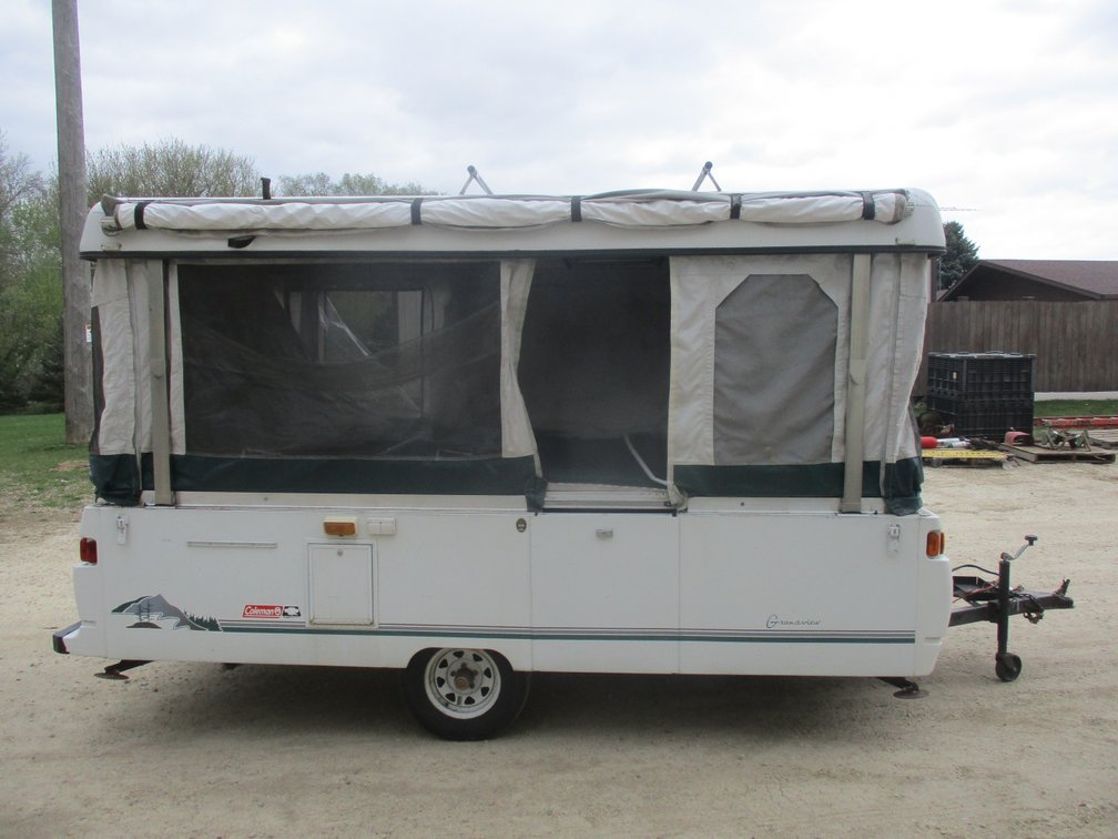 Coleman Fleetwood Grandview pop-up camper