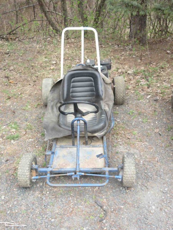 Thunder Carts gas go cart (does not run)