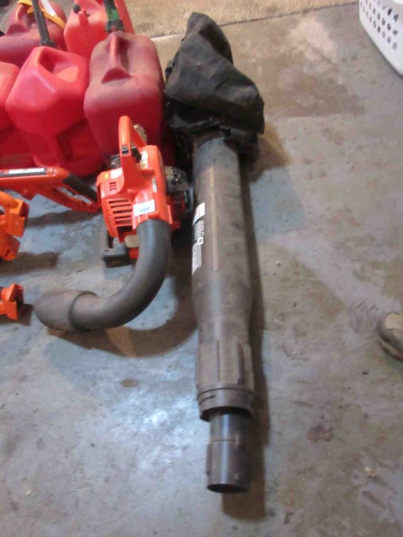 Echo gas blower/vac