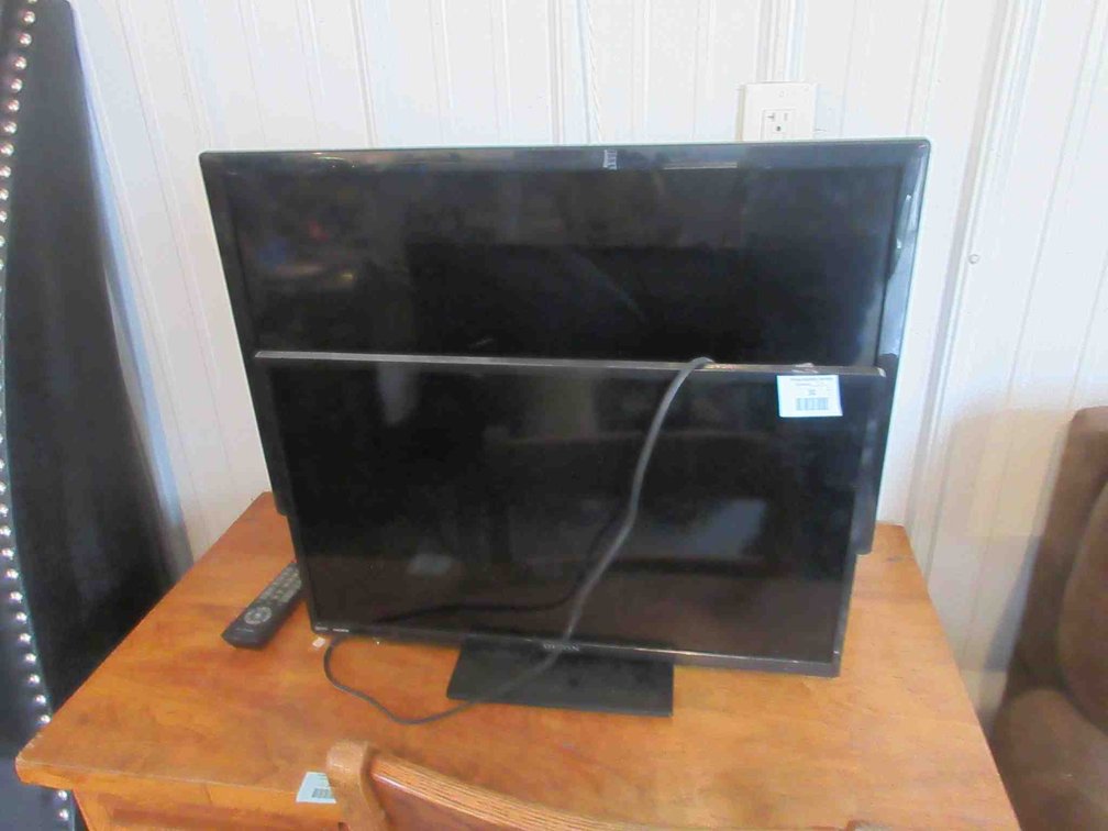 (2) Flat screen TVs