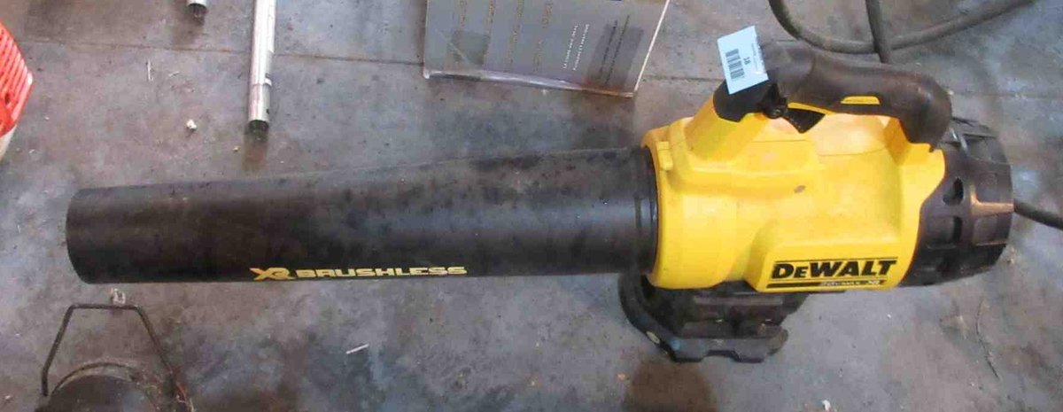 DeWalt Brushless 20V cordless blower