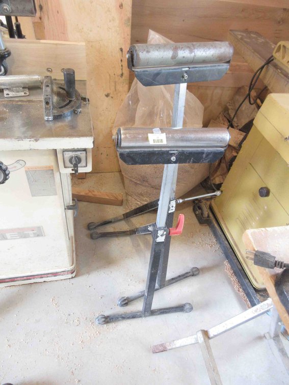 (2) Roller stands