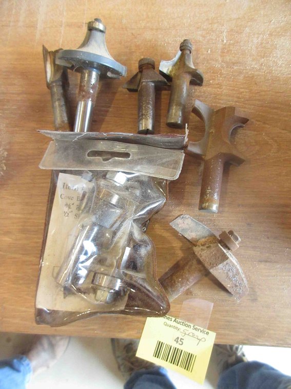 Group of router bits