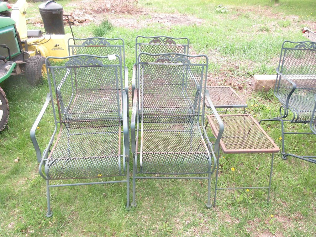 Green metal patio set