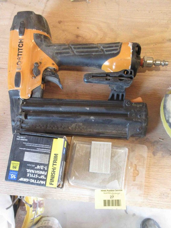 Bostitch air brad nailer with some nails