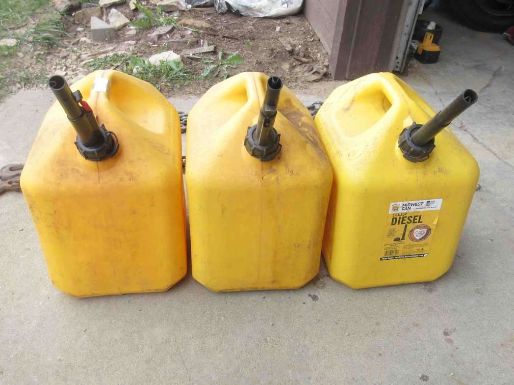 (3) Diesel fuel cans