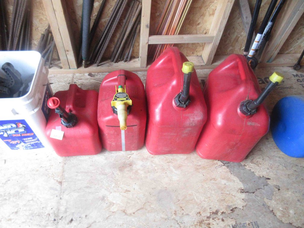 (4) Plastic gas cans