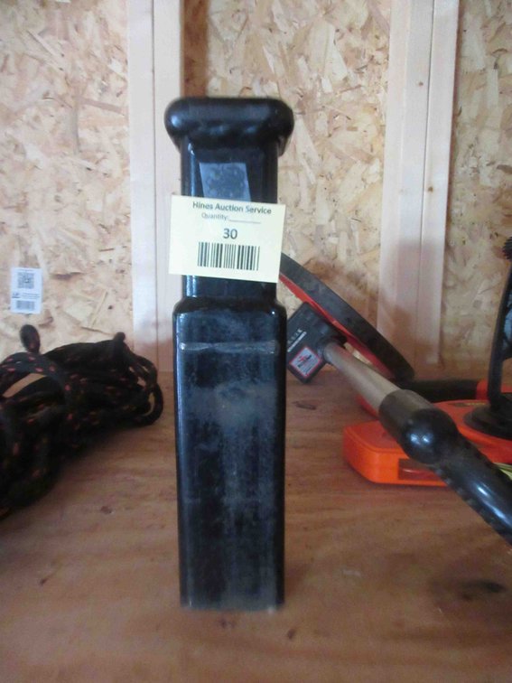Hitch adaptor