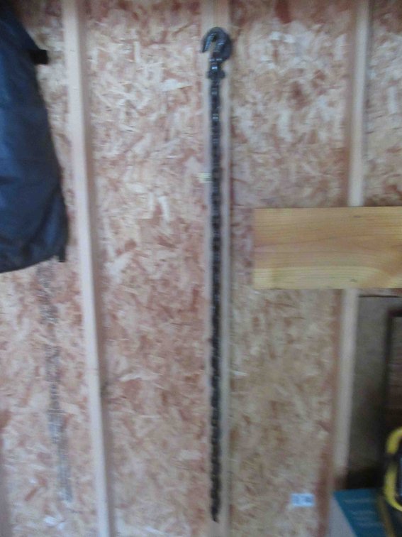 3/8" Steel chain with hooks