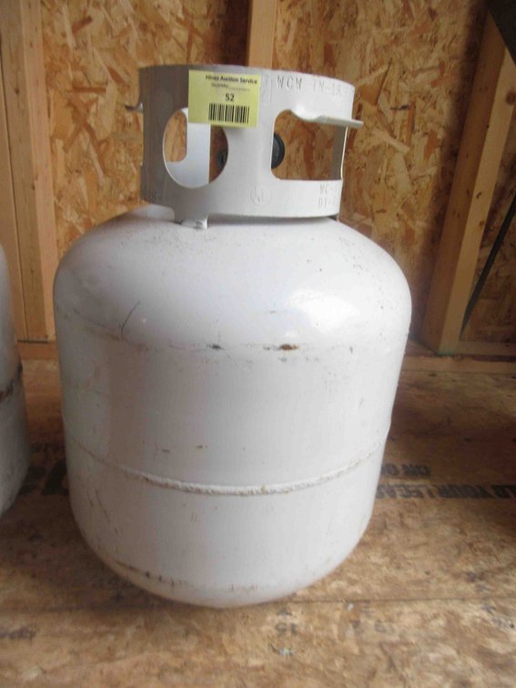 Standard propane tank
