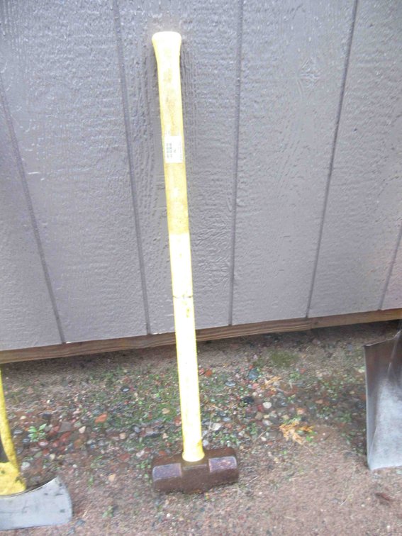 Heavy duty maul