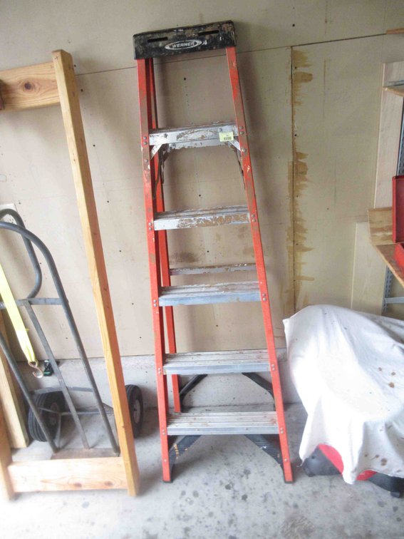 Werner fiberglass step ladder