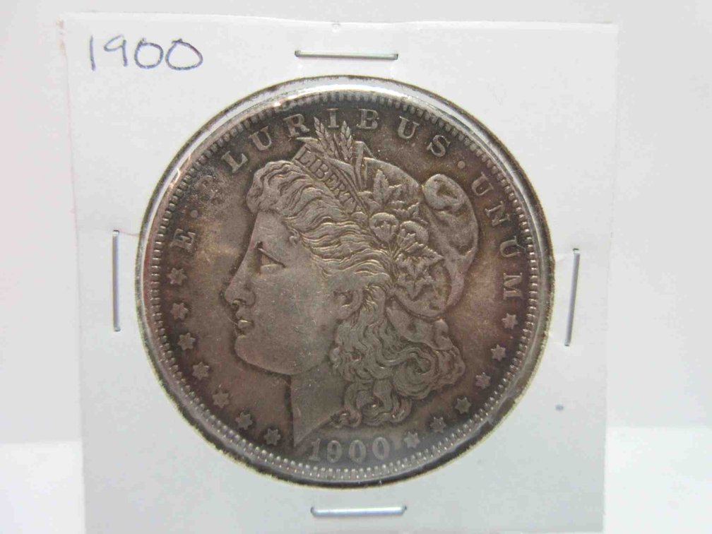 1900 Morgan dollar