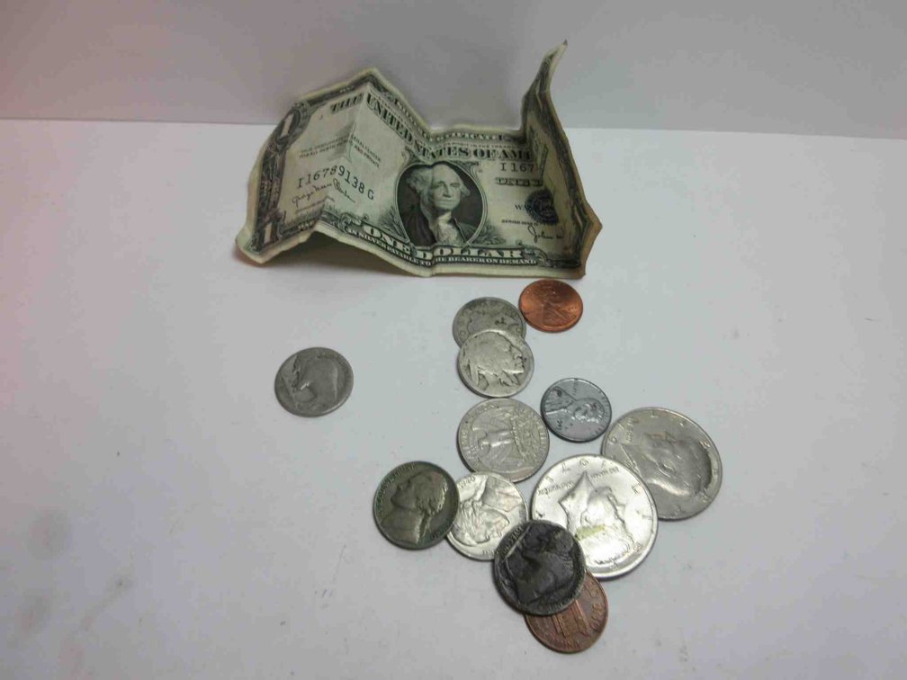 Group of US coins and currency