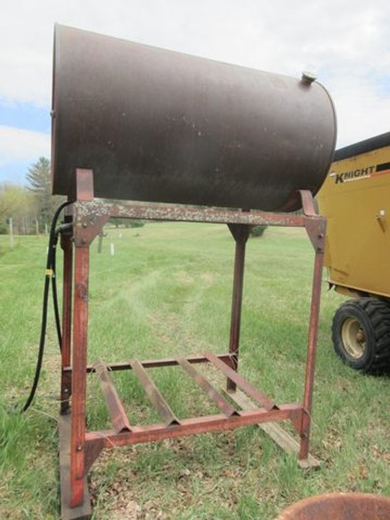 Fuel barrel with metal stand