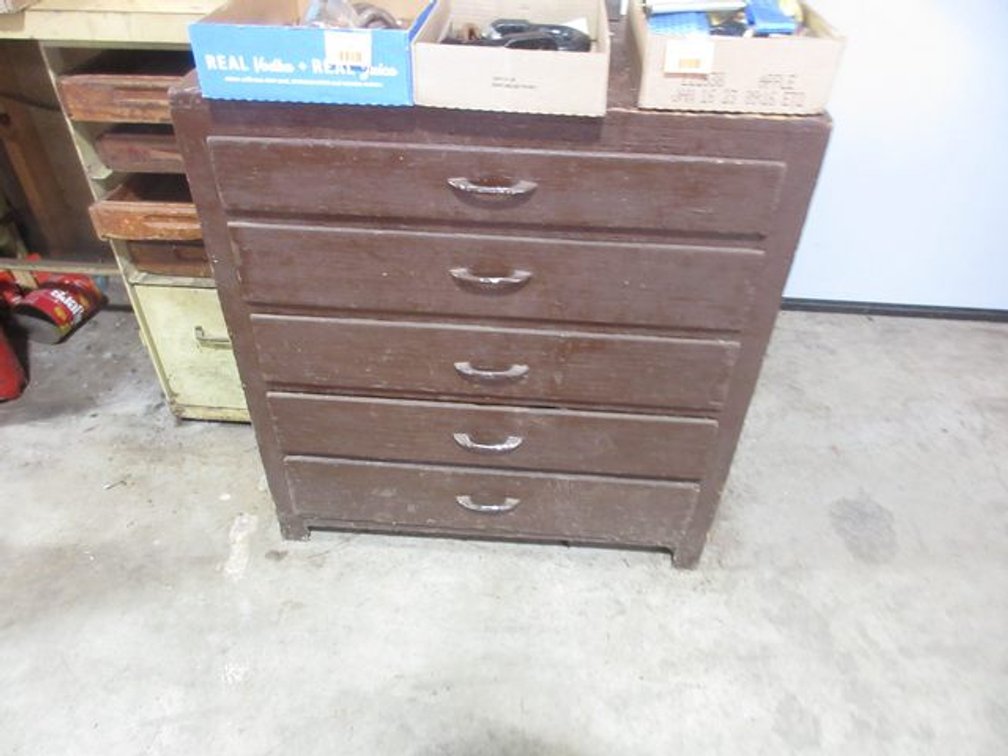 5-Drawer wood cabinet