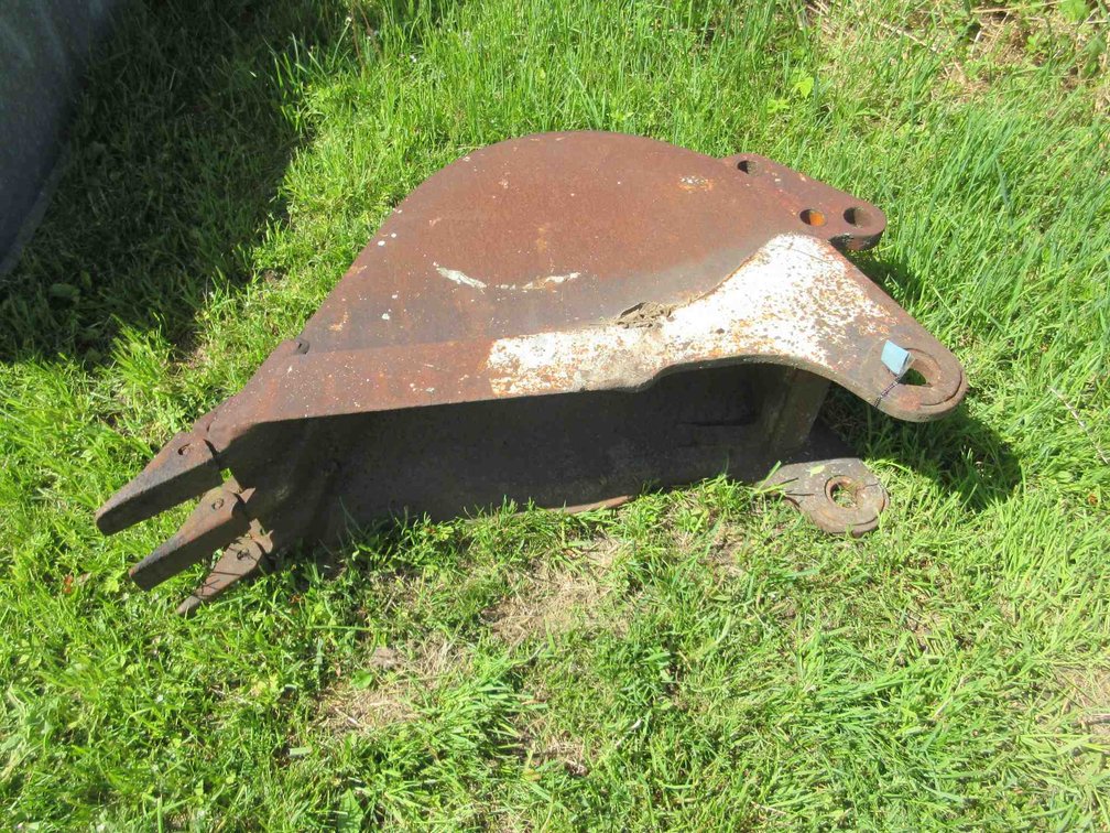 Backhoe bucket