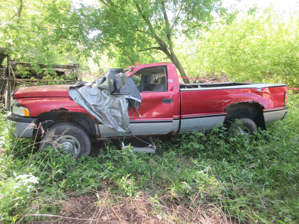 1997 Dodge Ram 2500 SLT Laramie truck