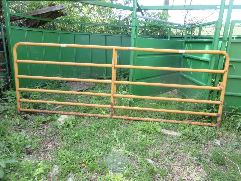 Sioux 6-rail stock gate