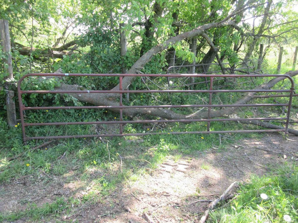 6-Rail stock gate