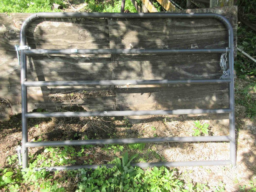 County Line 6-rail stock gate