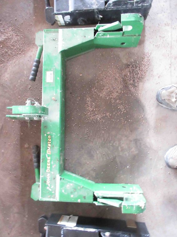 John Deere iMatch 3pt quick hitch