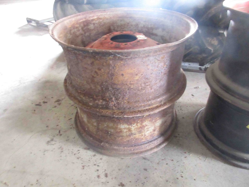 (2) International tractor rims