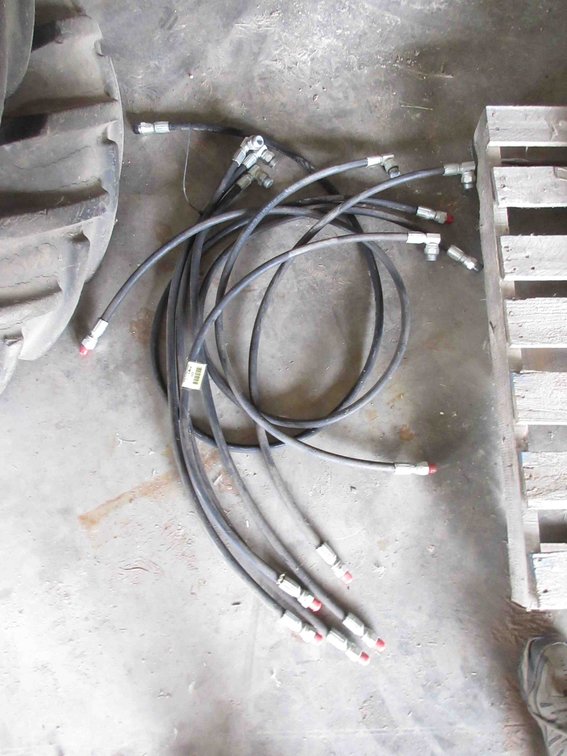 Group of newer hydraulic hoses