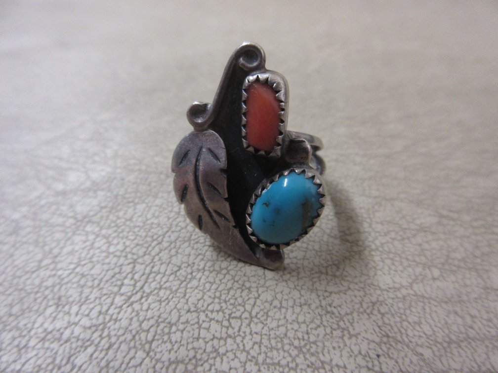 Unmarked turquoise ring