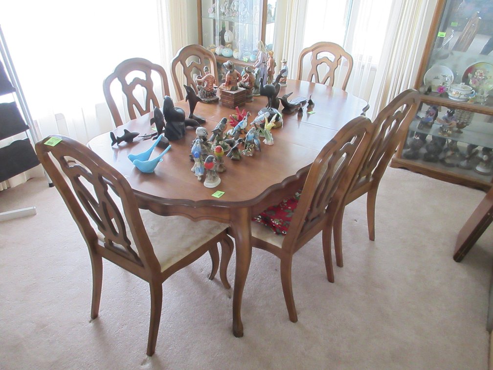 Vintage dining set (to be removed after 2pm)