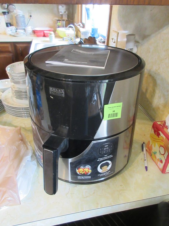 Bella Pro Series touchscreen air fryer