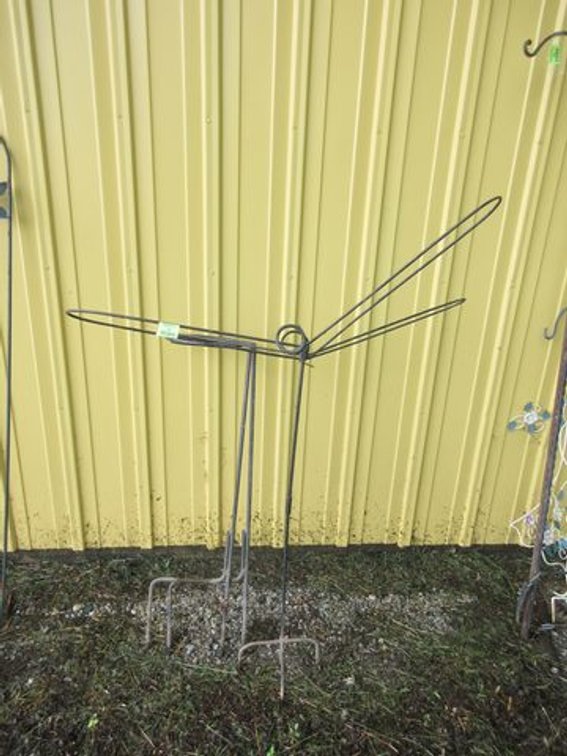 Metal butterfly and planter hangers
