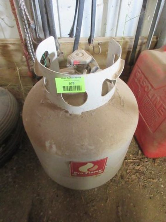 Standard propane tank