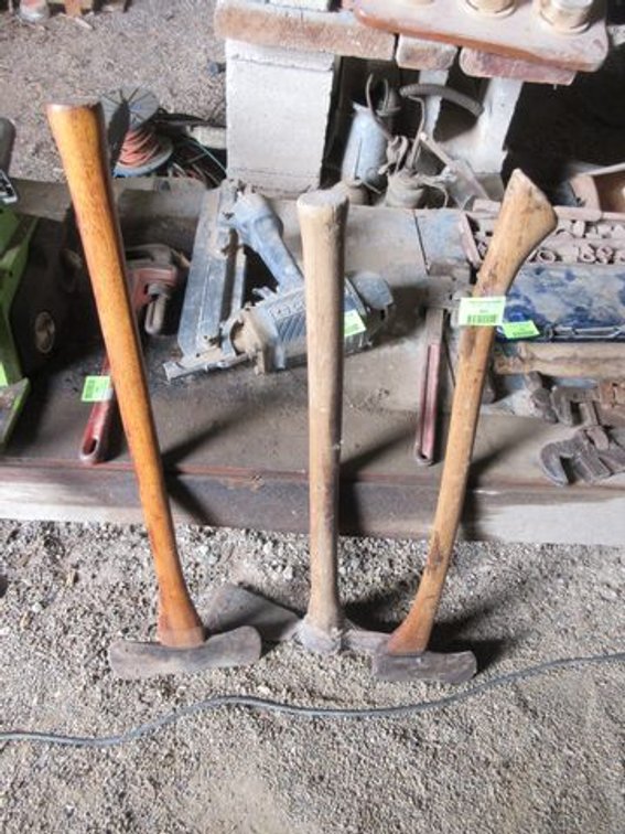 Yard tool group
