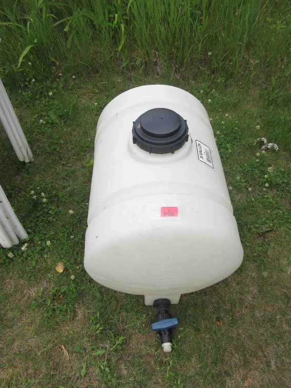 Poly liquid tank